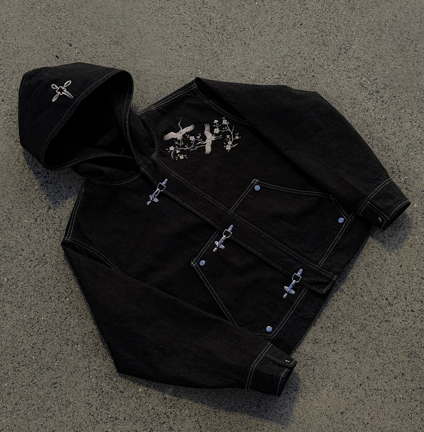 'MOTHEROFPEARL'(MOP) Hooded denim jacket